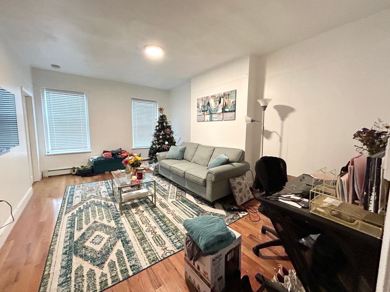 42 Hammond St - Photo 2 of 9