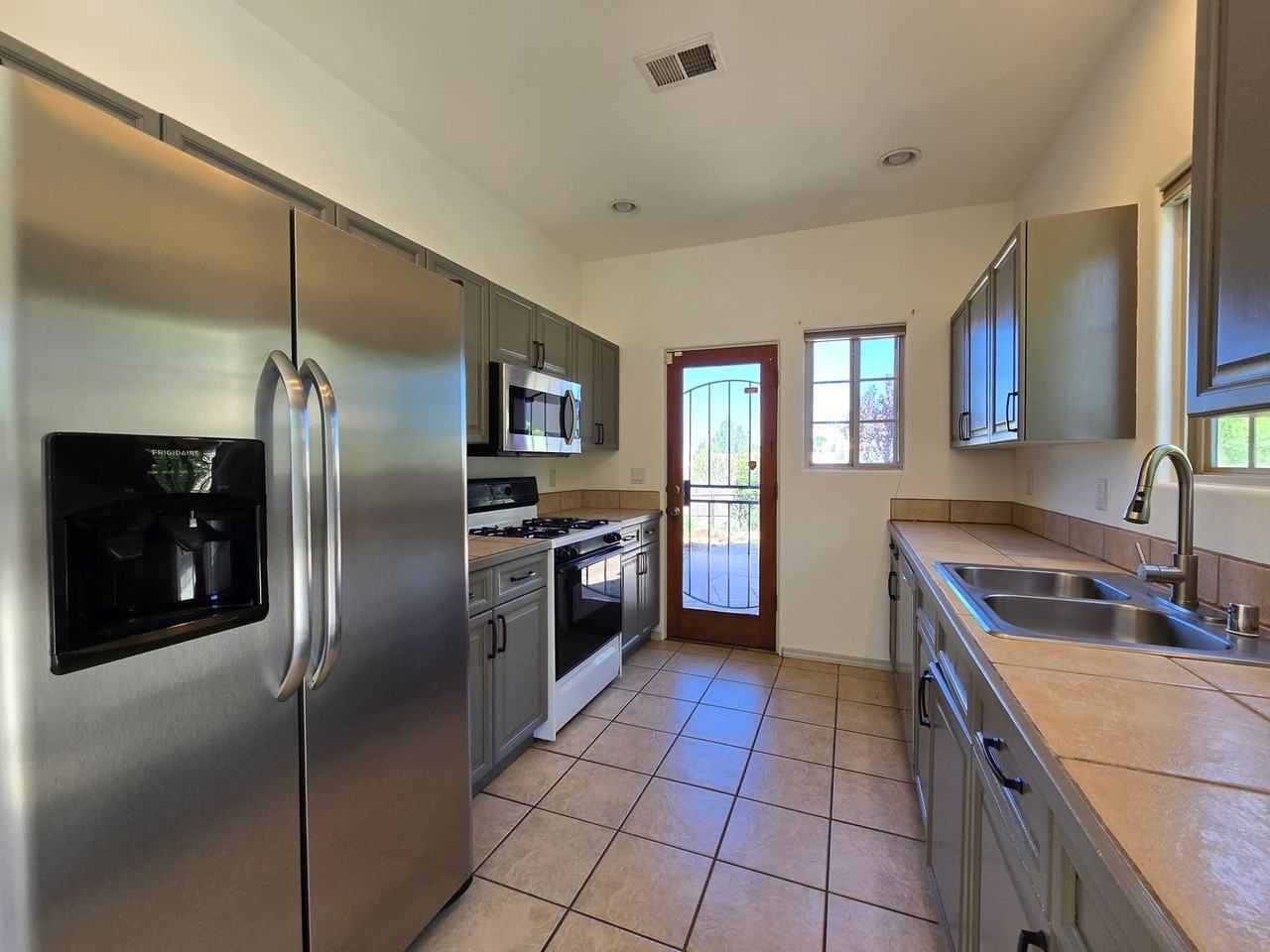 4141 Soaring Eagle Ln - Photo 4 of 24