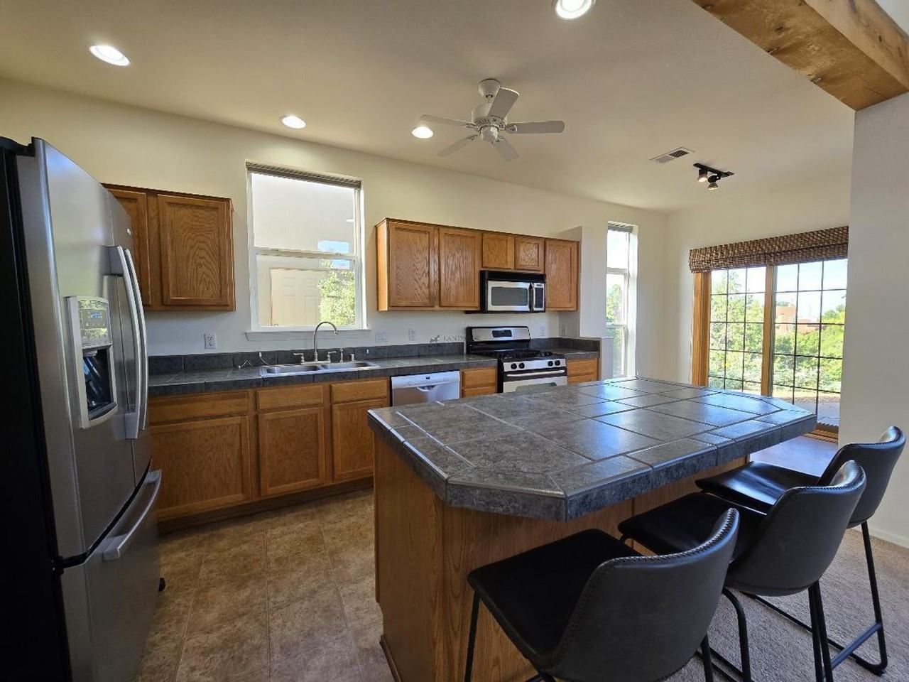 4252 Falling Star Ln - Photo 4 of 24