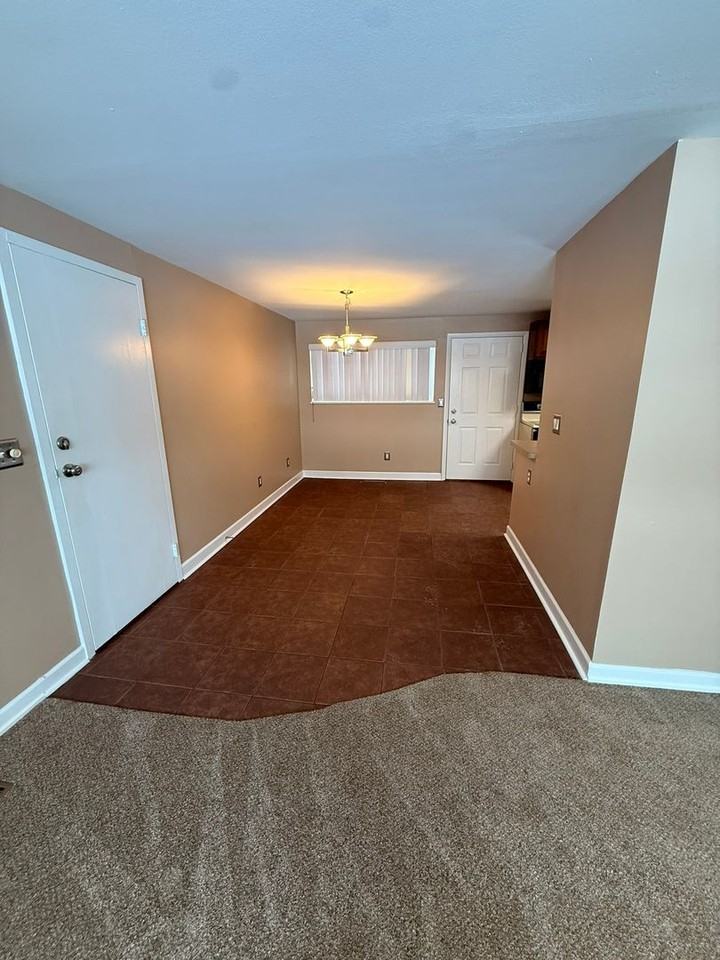 2076 Terrylynn Ave - Photo 2 of 16