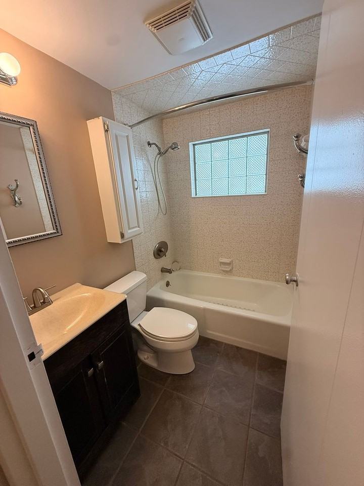 2076 Terrylynn Ave - Photo 7 of 16