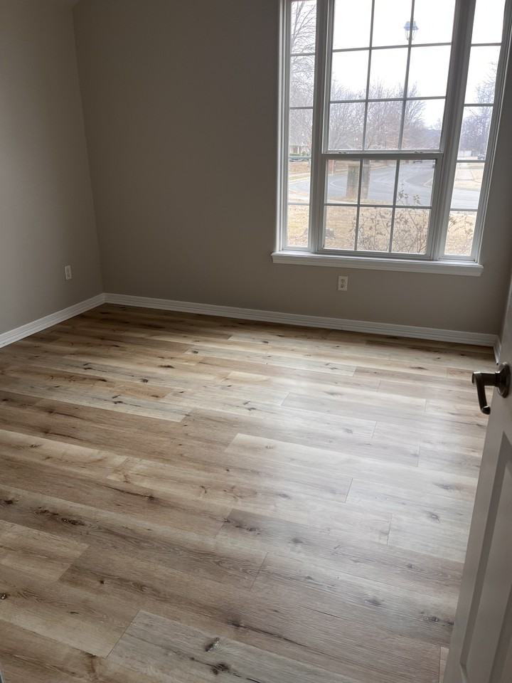 952 N Queen Annes Lace Dr #1 - Photo 3 of 13