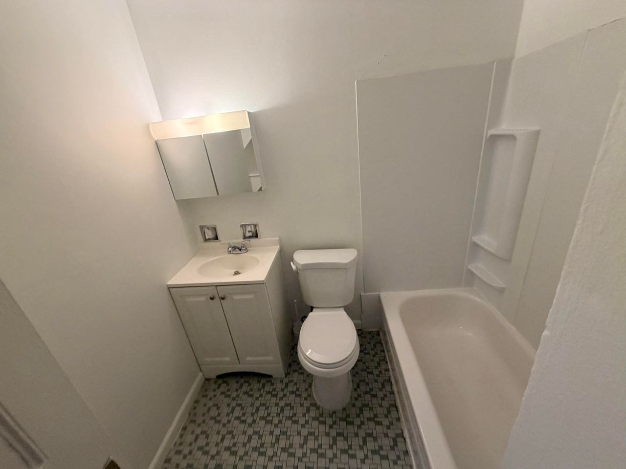 97 Columbia St - Photo 6 of 6