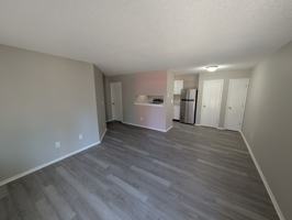 featured image of 1104 E 13th St