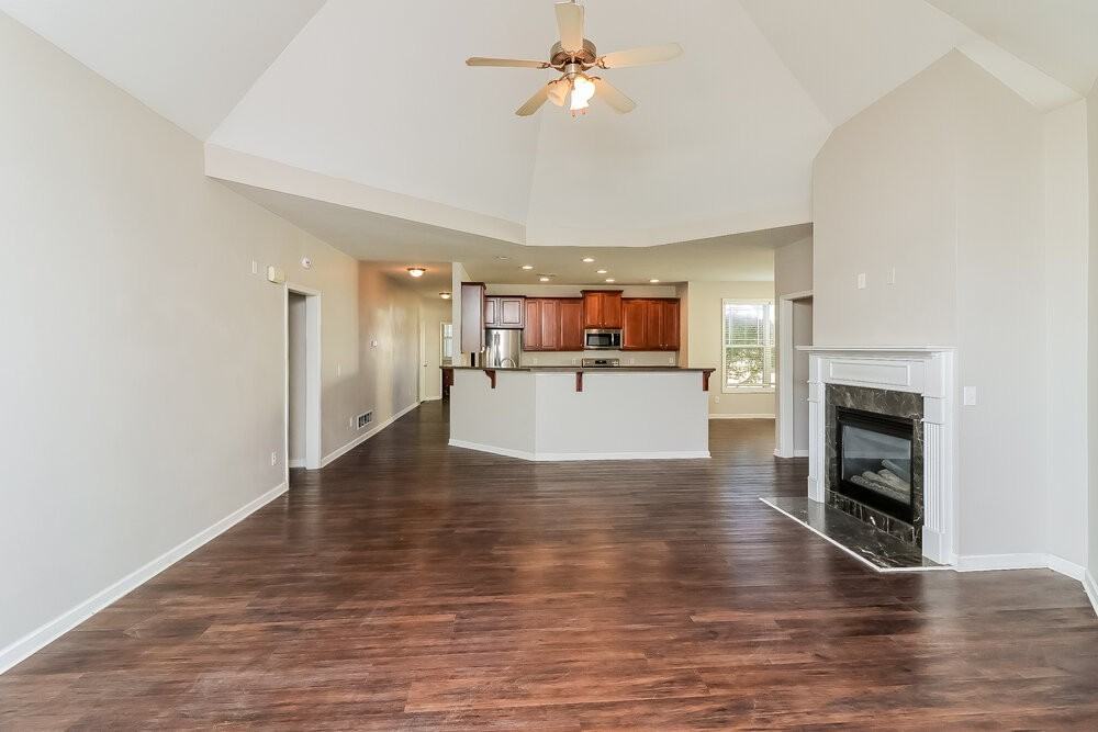 2982 Dungeness Dr - Photo 4 of 16