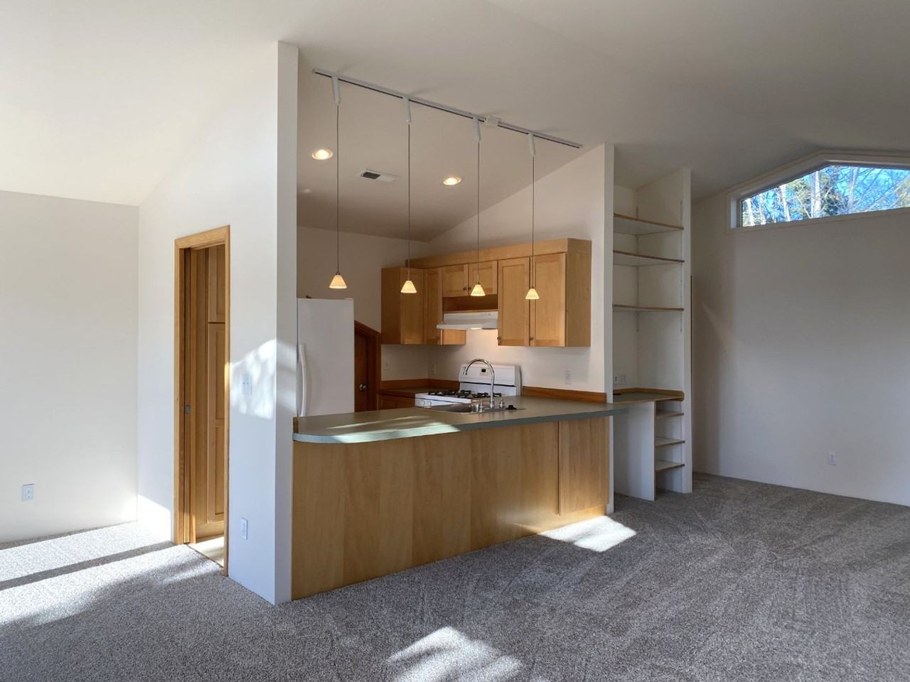 27 Annie Ln - Photo 6 of 21