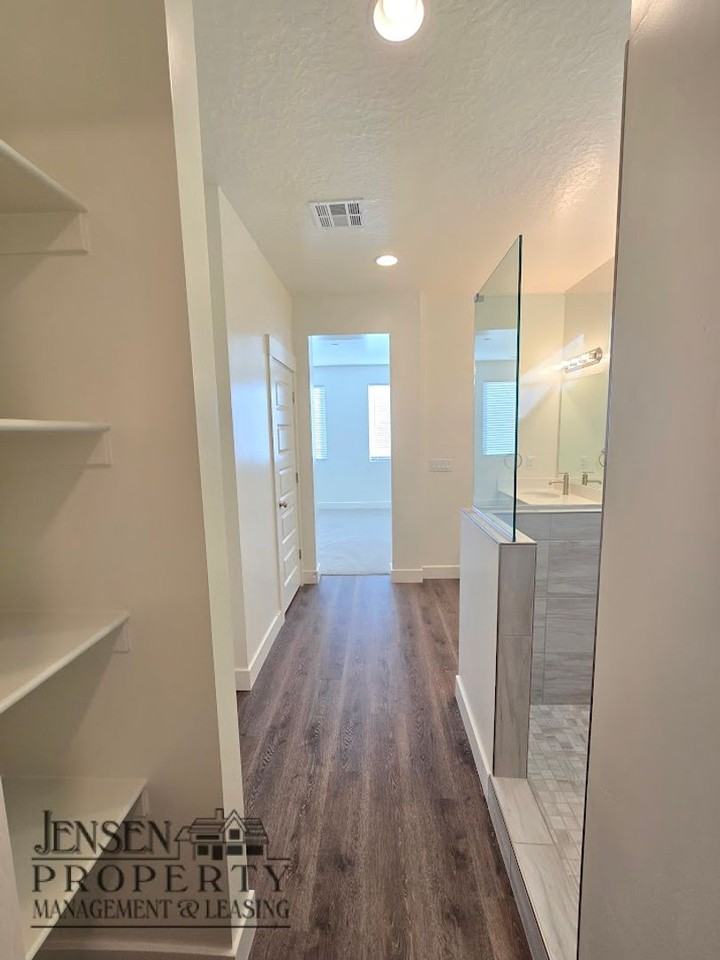 6203 S Tracer Ct N - Photo 3 of 29