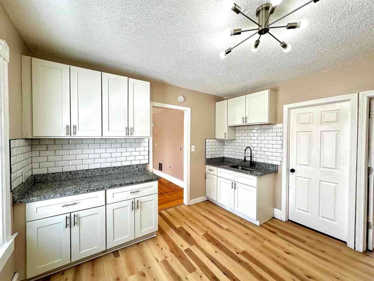 184 King St - Photo 4 of 20