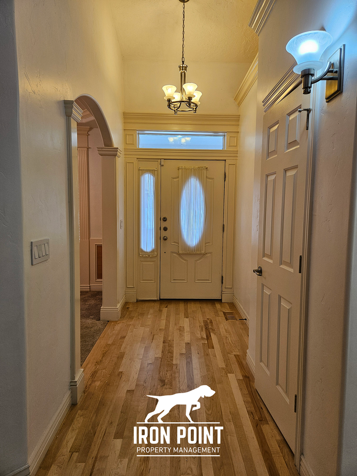 2004 W Winterwood Ct - Photo 5 of 50