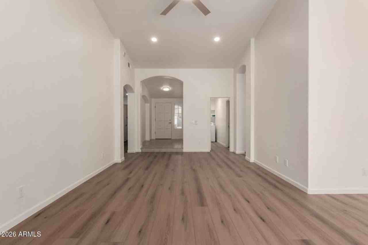 3151 W Frankfurt Dr - Photo 4 of 23