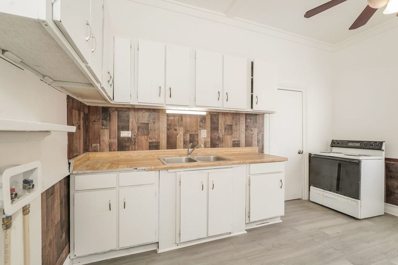 312 Walton Way - Photo 7 of 21