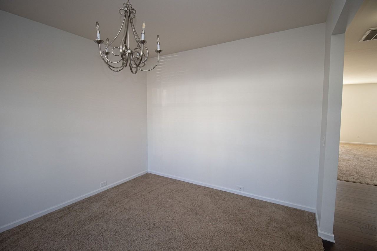 141 Hay Meadow Ln - Photo 3 of 26