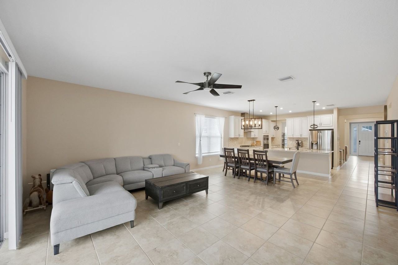 5816 Brunner Ct - Photo 7 of 50