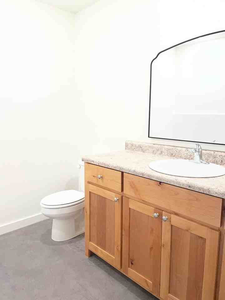 516 Lafayette St - Photo 7 of 12