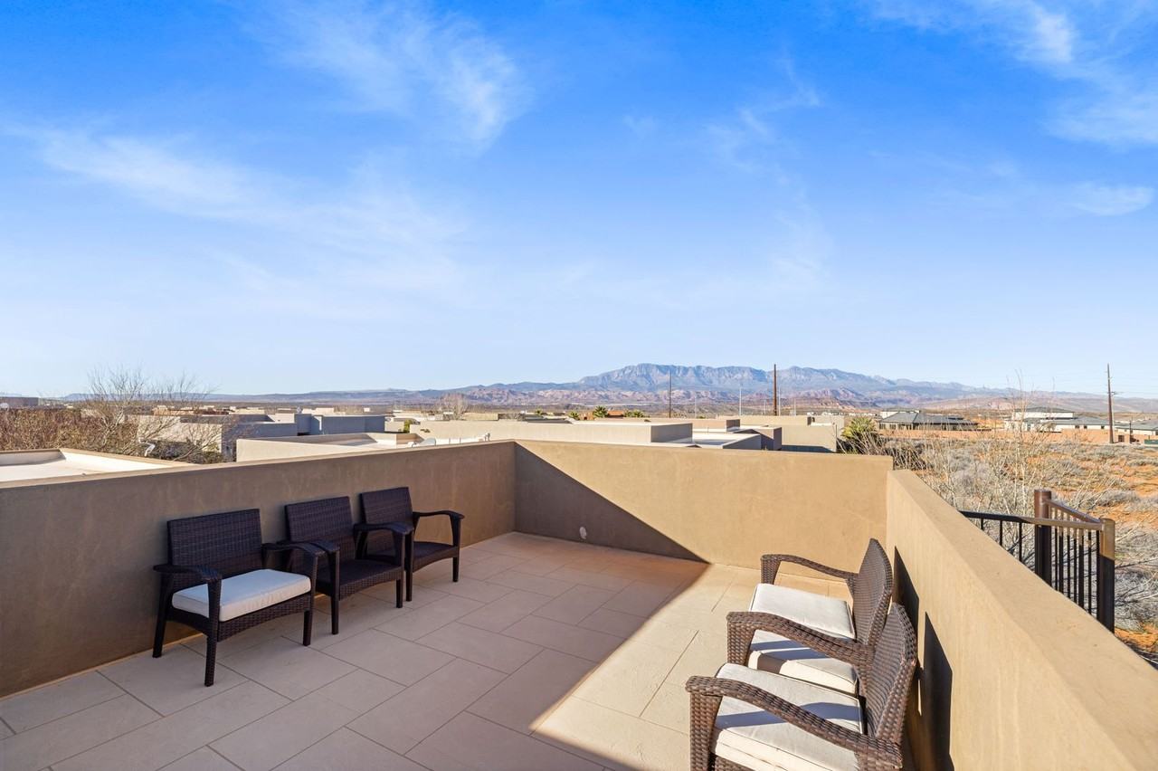 3193 S 4900 W - Photo 5 of 35