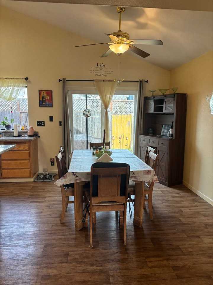 2153 Rachel Dr - Photo 5 of 16