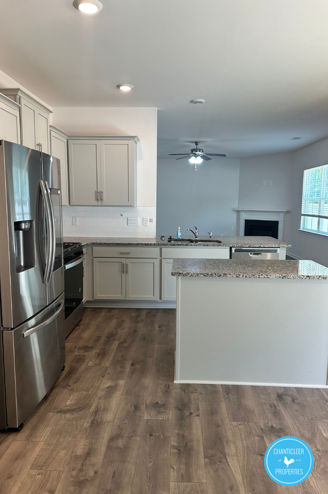 3722 Waterford Oak Trl #1 - Photo 4 of 23