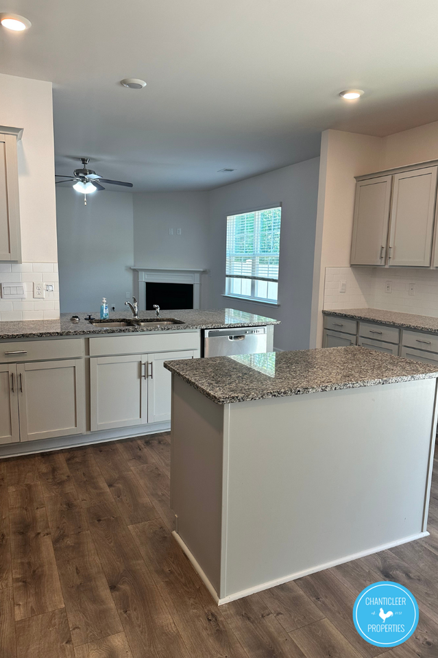 3722 Waterford Oak Trl #1 - Photo 5 of 23