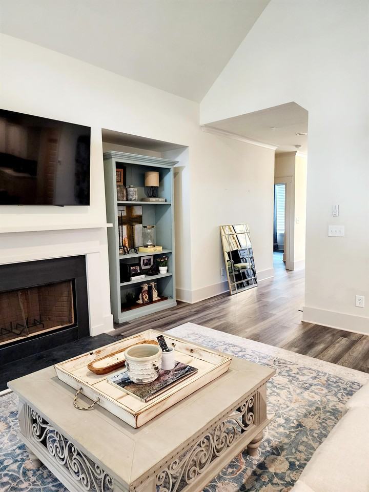 1151 Hidden Hills Cir #1 - Photo 3 of 19