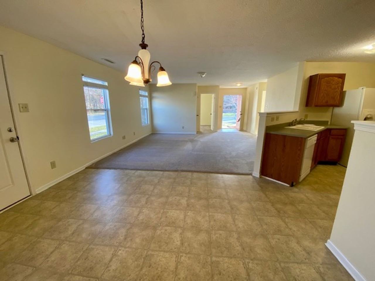 10264 Cumberland Pointe Blvd - Photo 7 of 50