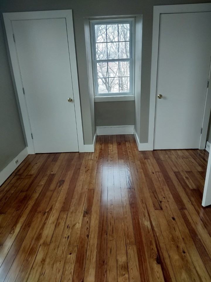 1138 Arcadia St - Photo 2 of 8