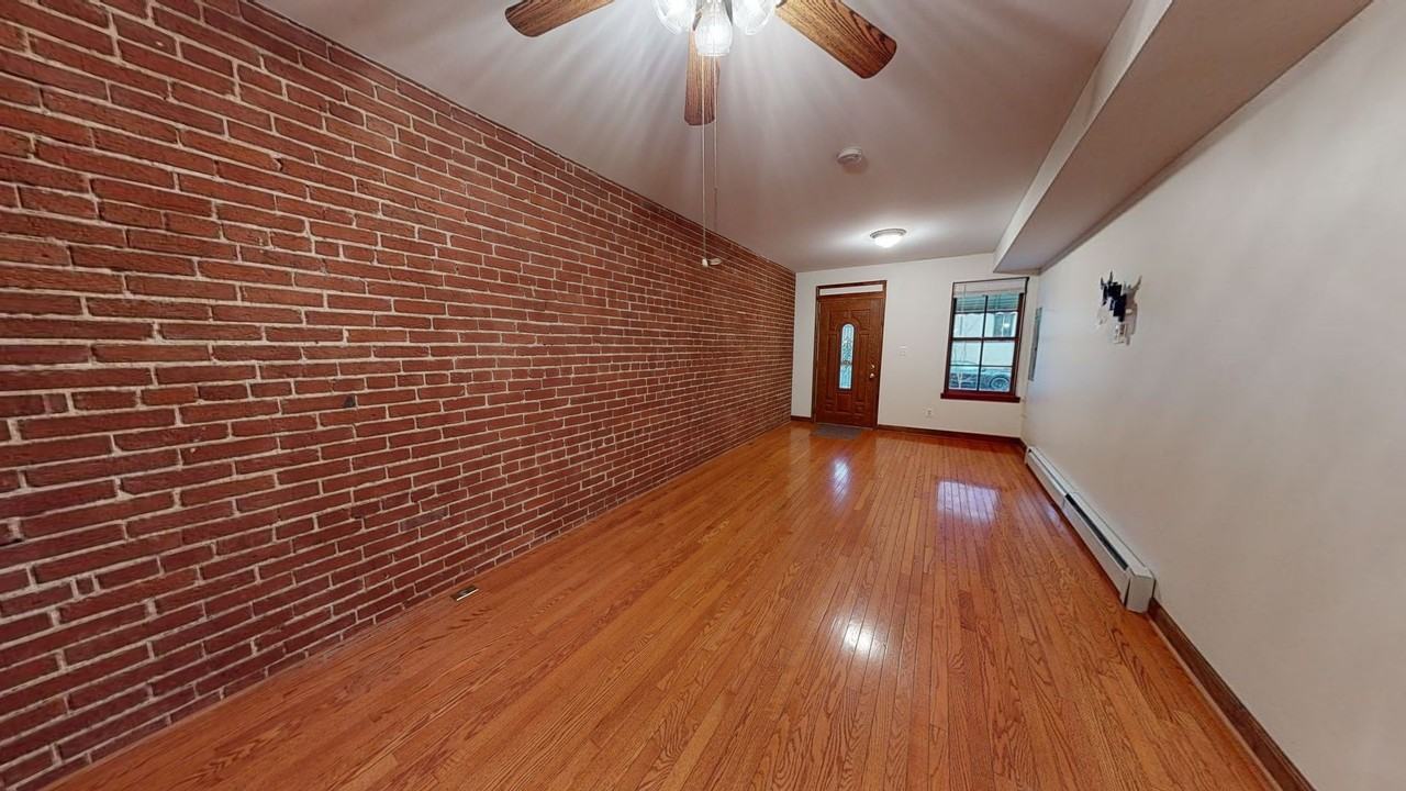 1008 23rd St Nw - Photo 2 of 19