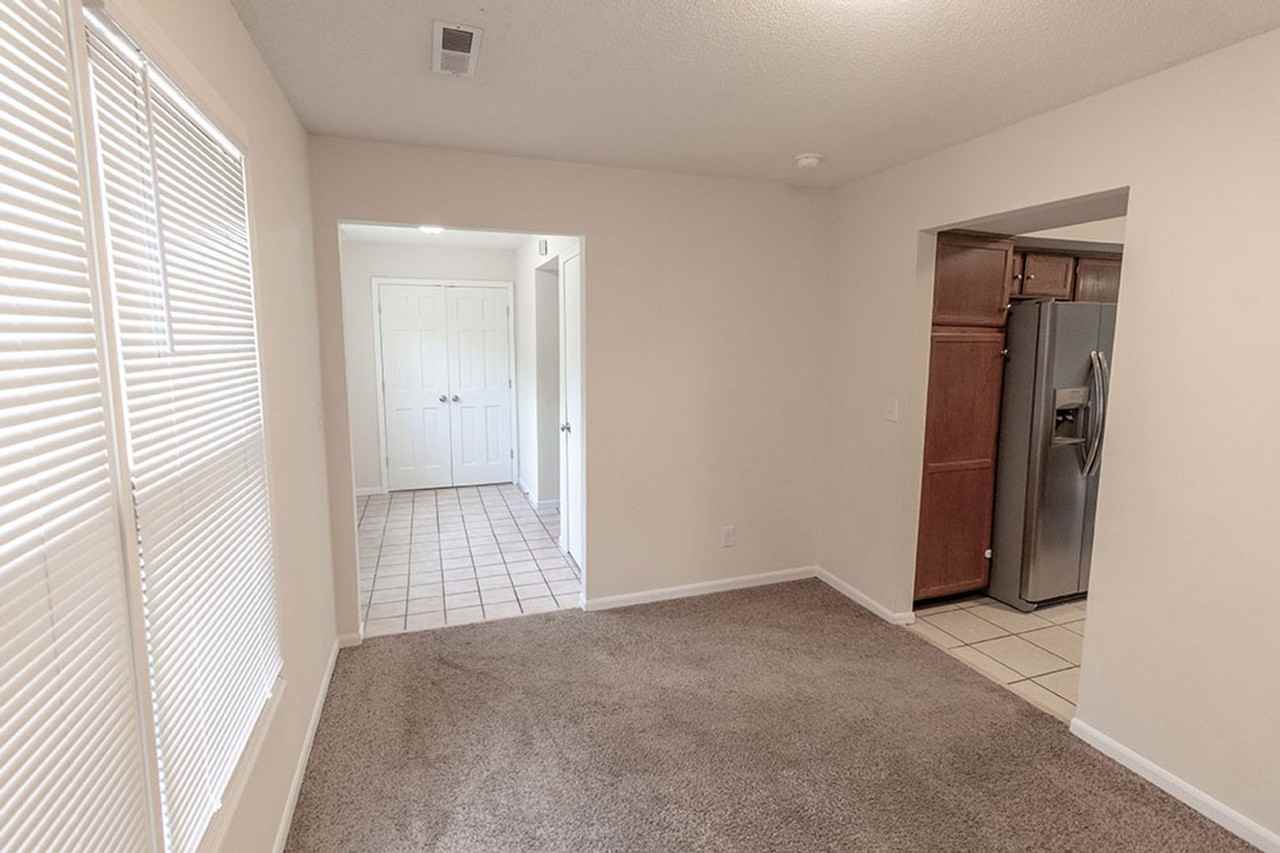 3501 Teakwood Ct - Photo 5 of 50