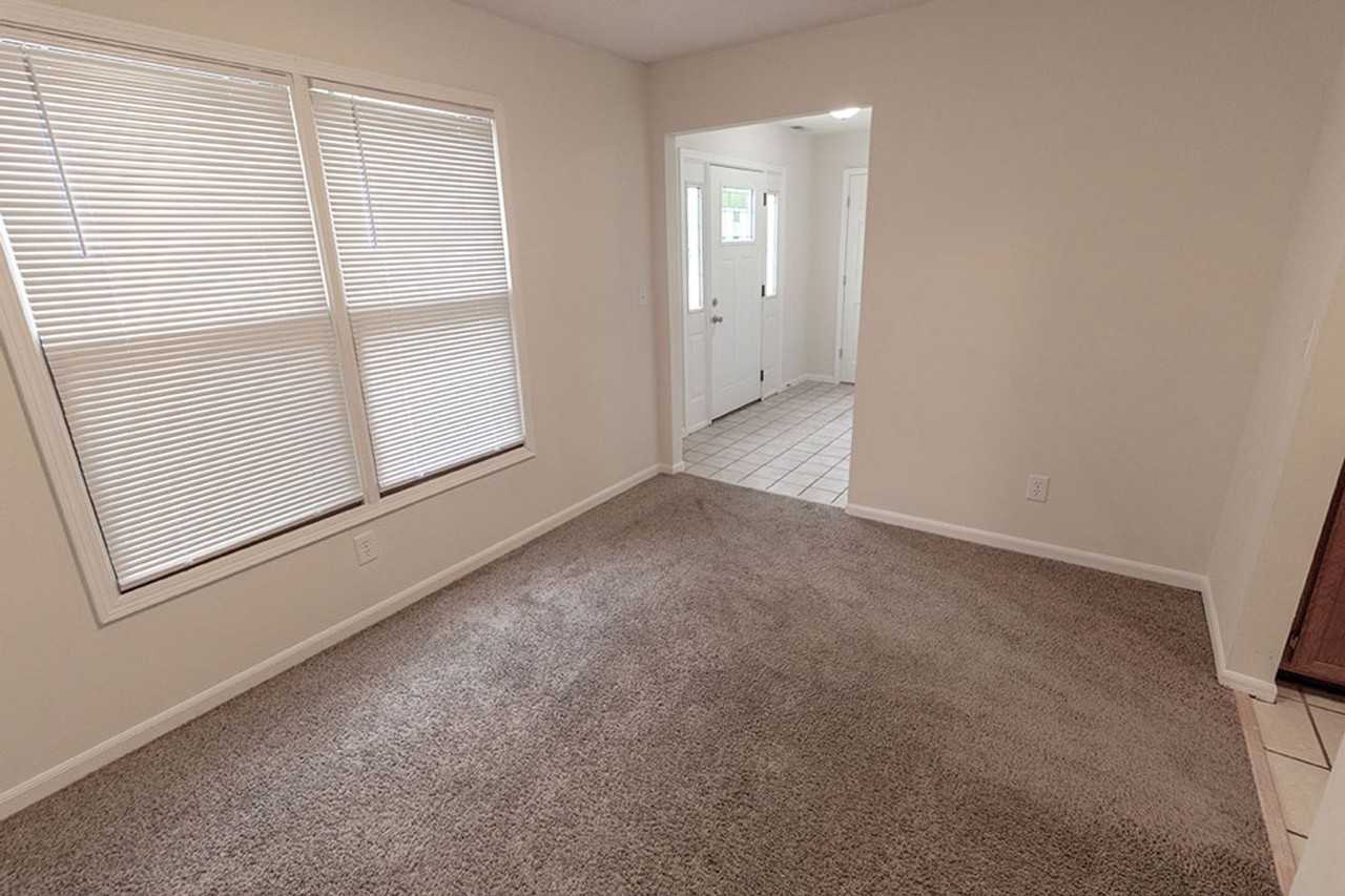 3501 Teakwood Ct - Photo 6 of 50