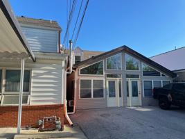 featured image of 120 E Main St