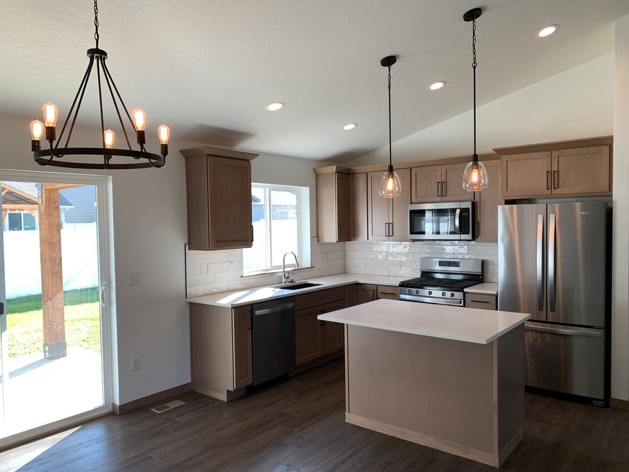 8532 W Ferguson Ln - Photo 2 of 17