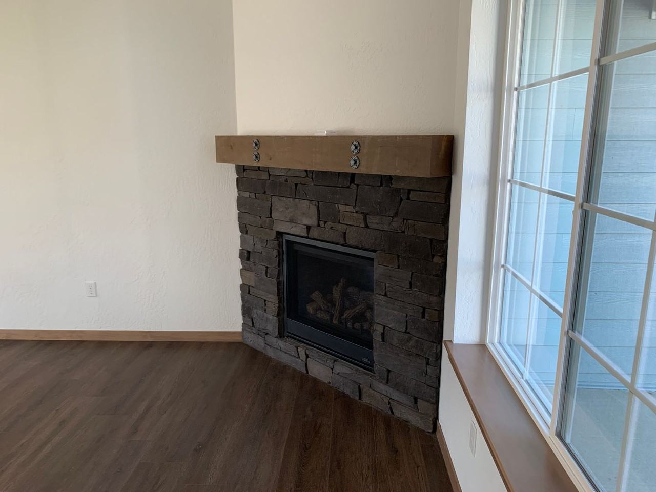 8532 W Ferguson Ln - Photo 4 of 17