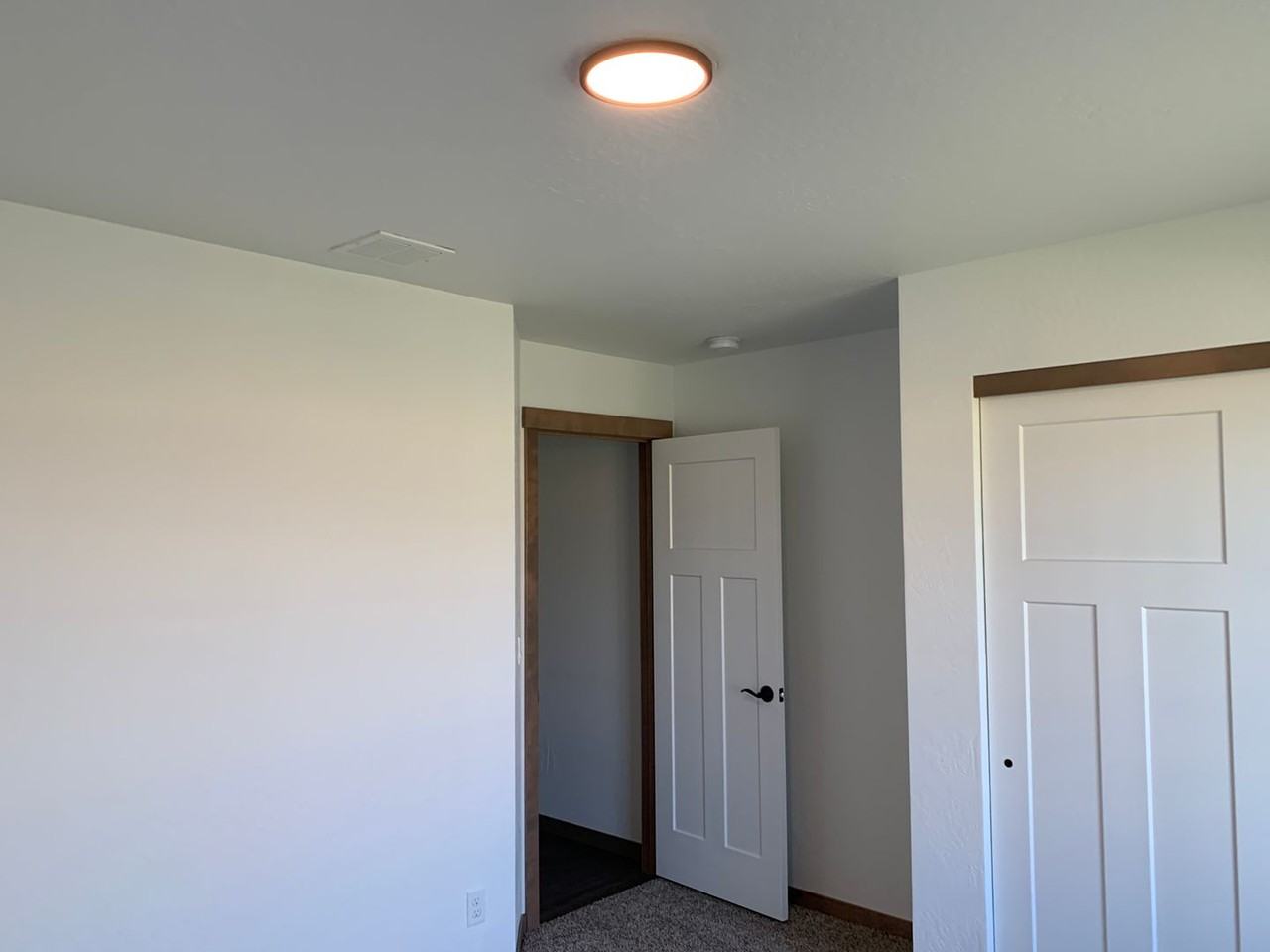 8532 W Ferguson Ln - Photo 6 of 17