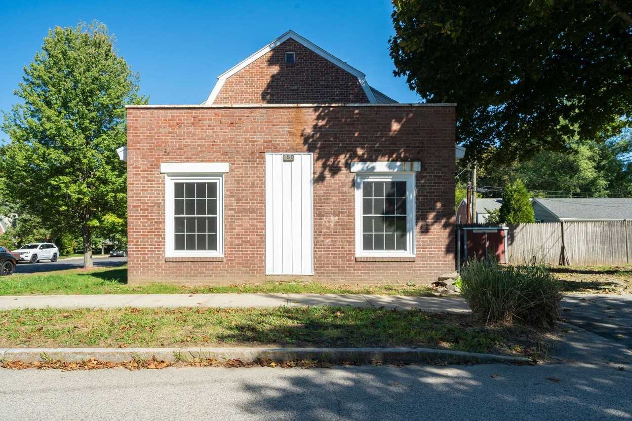 80 Concord Way - Photo 2 of 25