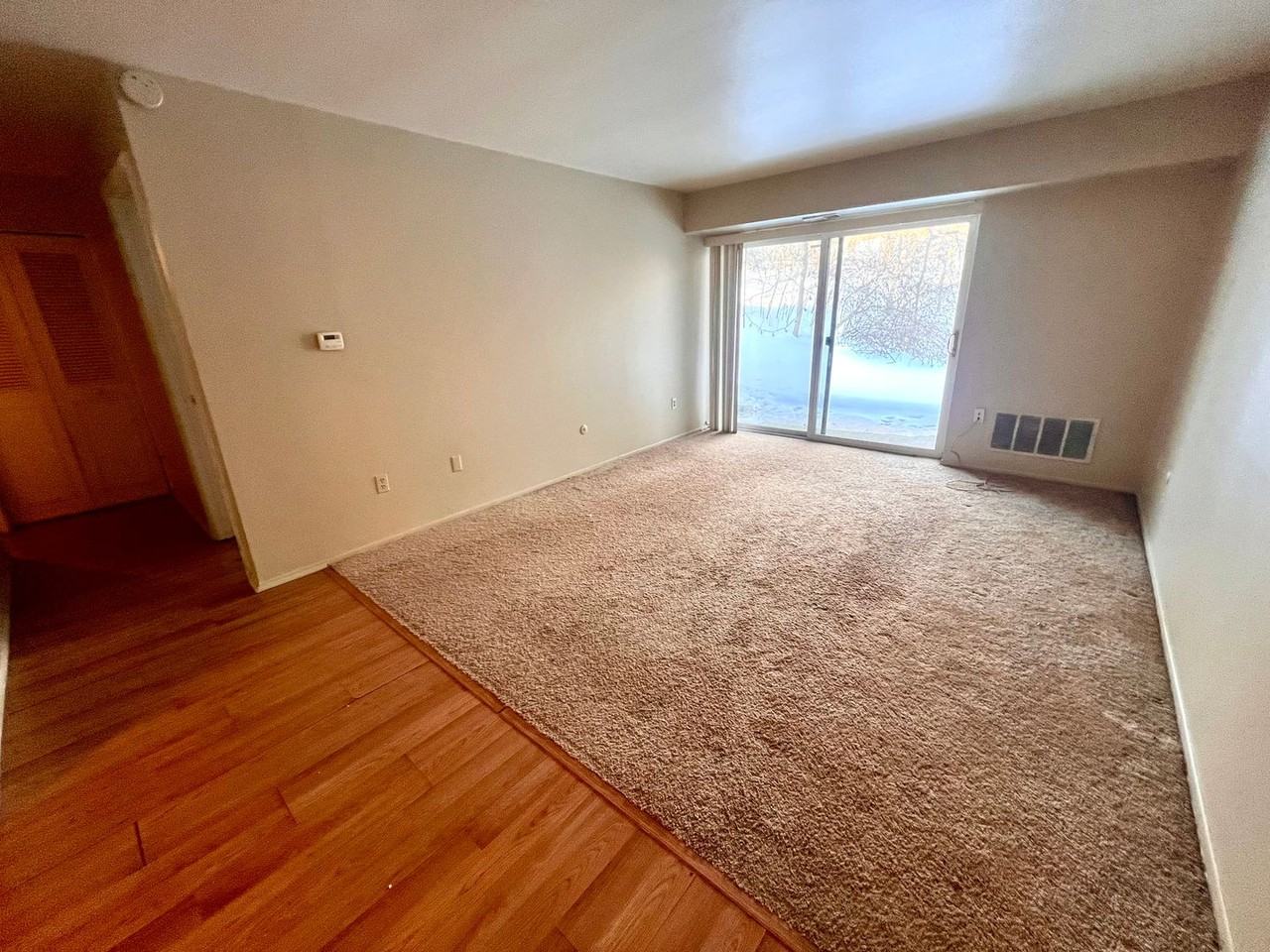 4062 Sanlin Dr - Photo 7 of 12