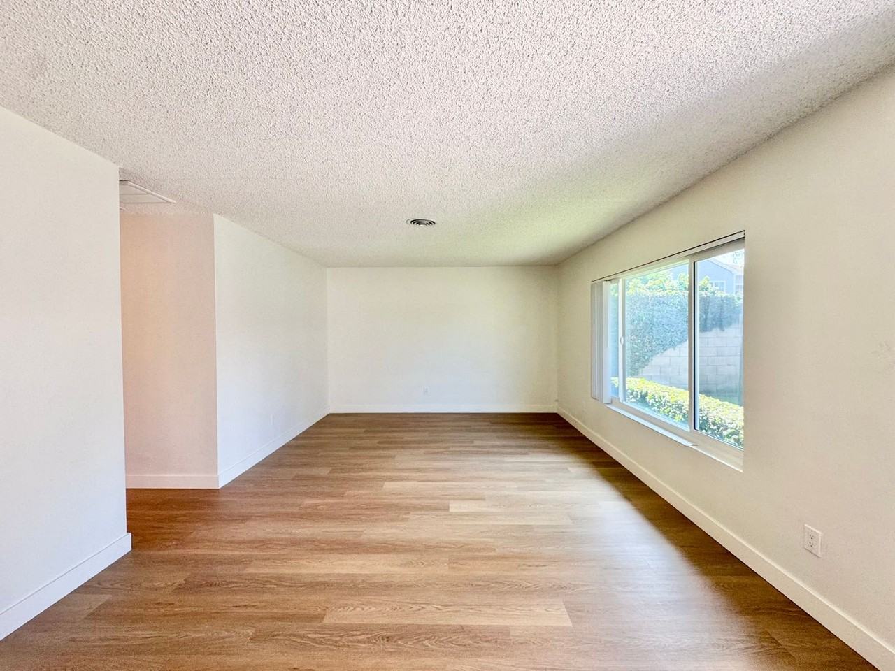 Garden Walk Apartments - Photo 6 of 30