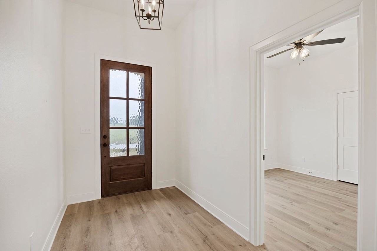 18778 County Road 1100 - Photo 2 of 25