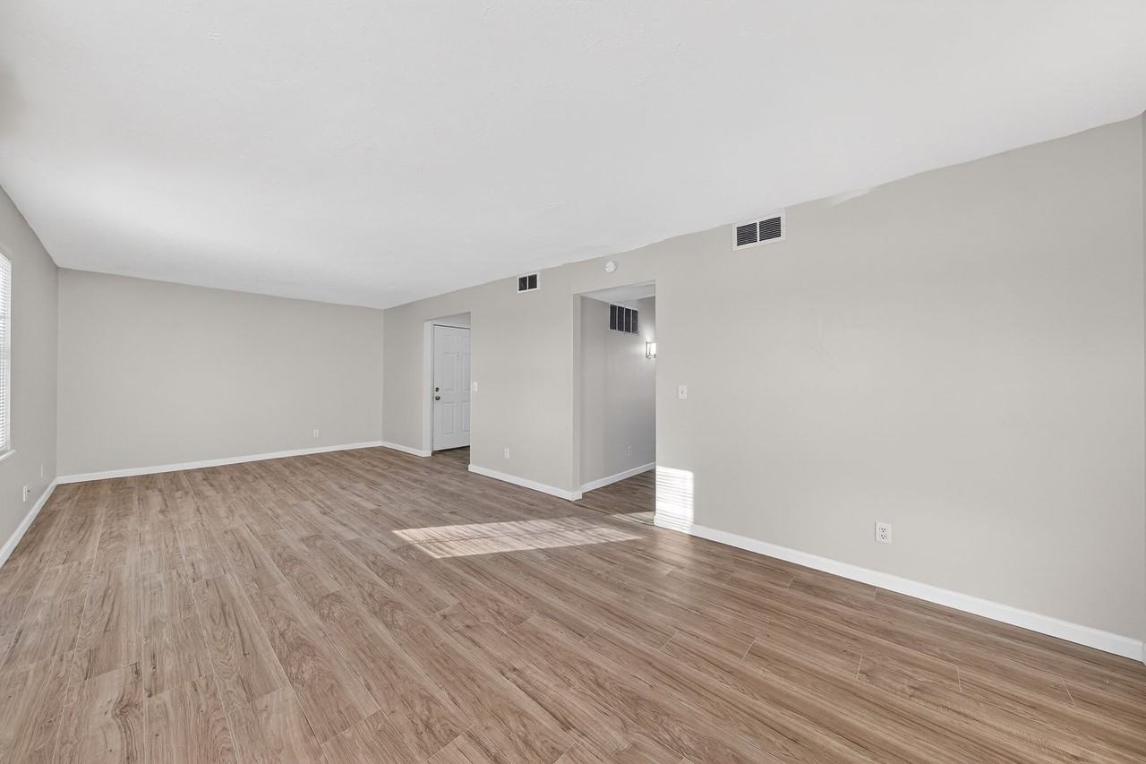 12115 Partridge Run Dr - Photo 7 of 27