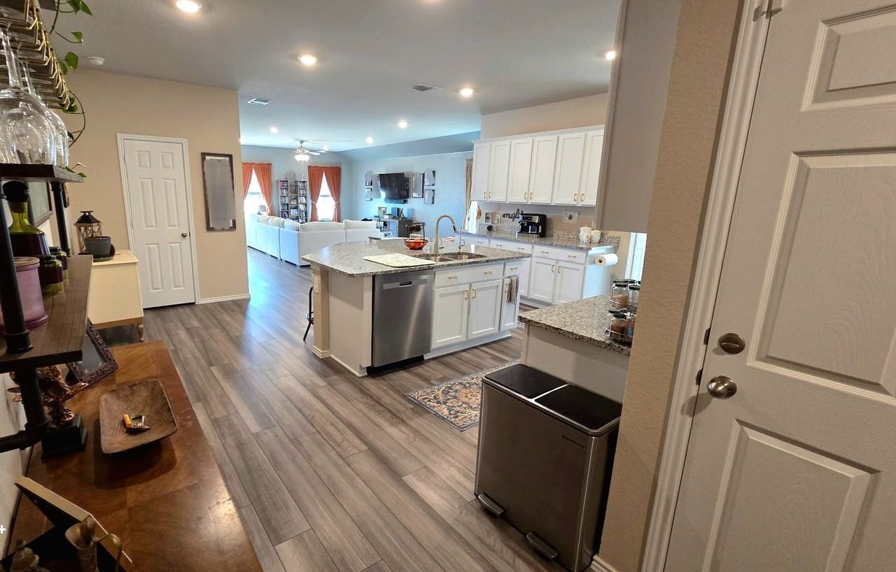 2569 Merganser Dr - Photo 3 of 15