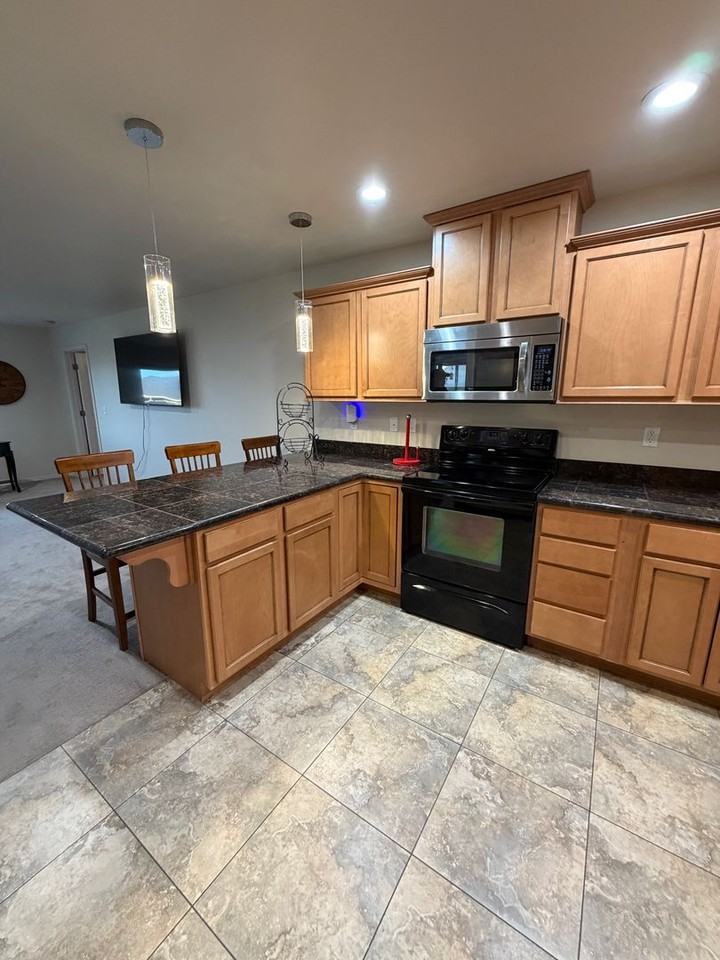 1539 S James Ave - Photo 5 of 14