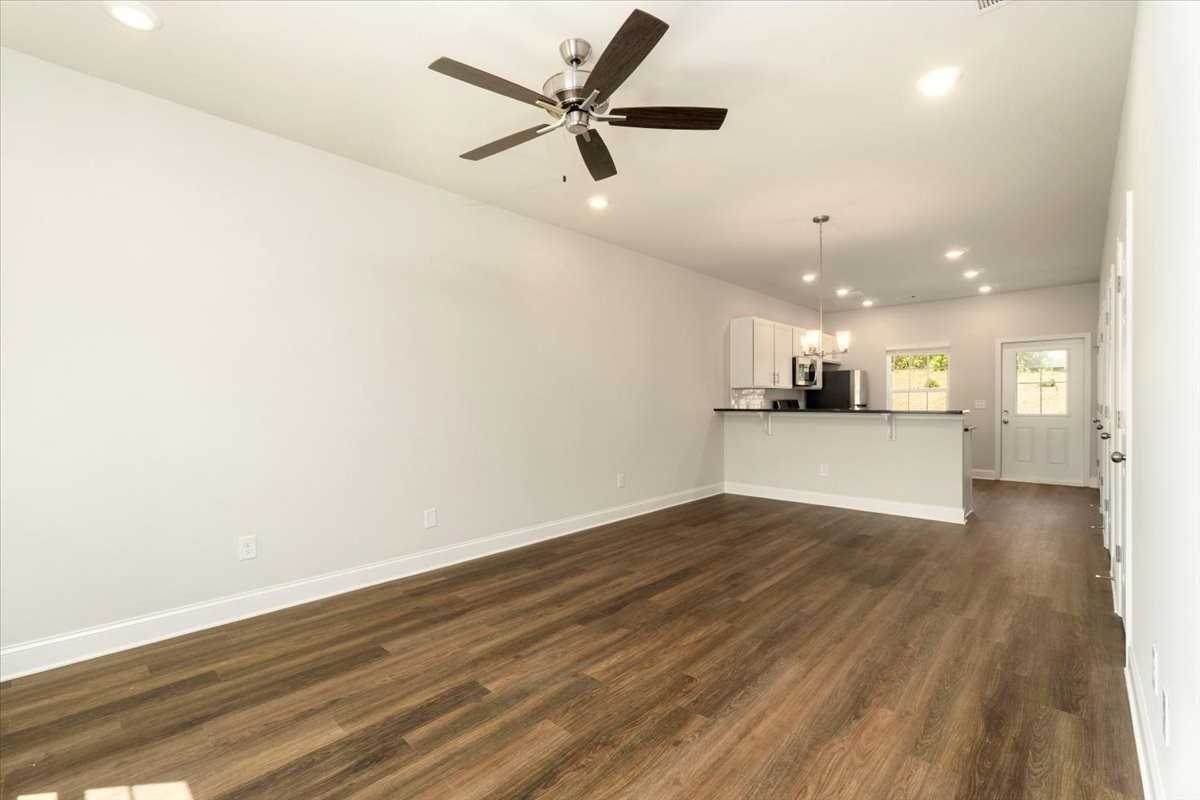 315 Whistle Way #315 - Photo 3 of 35