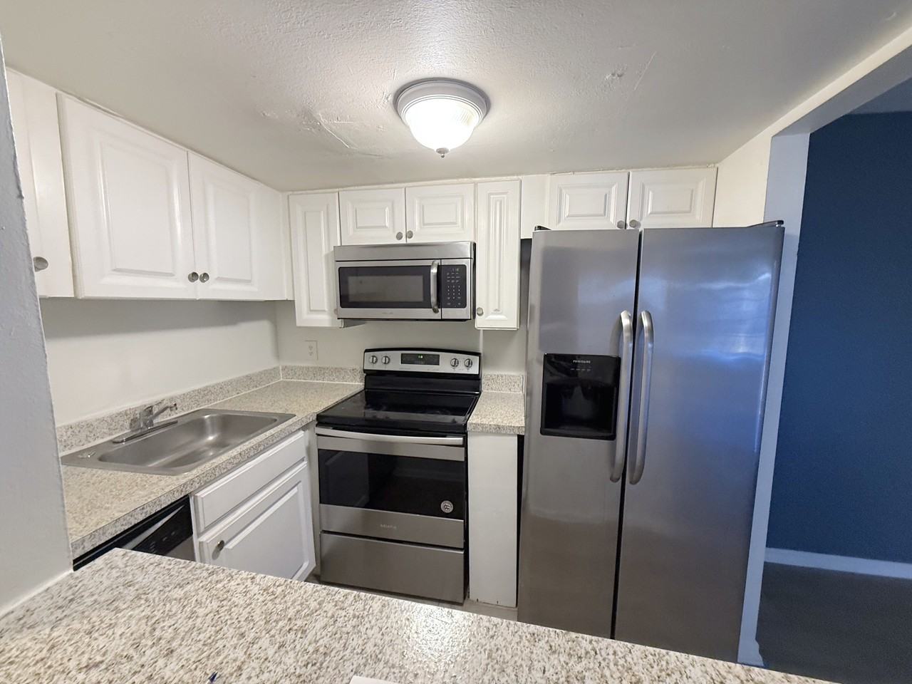 2527 N Alafaya Trl #1 - Photo 3 of 12