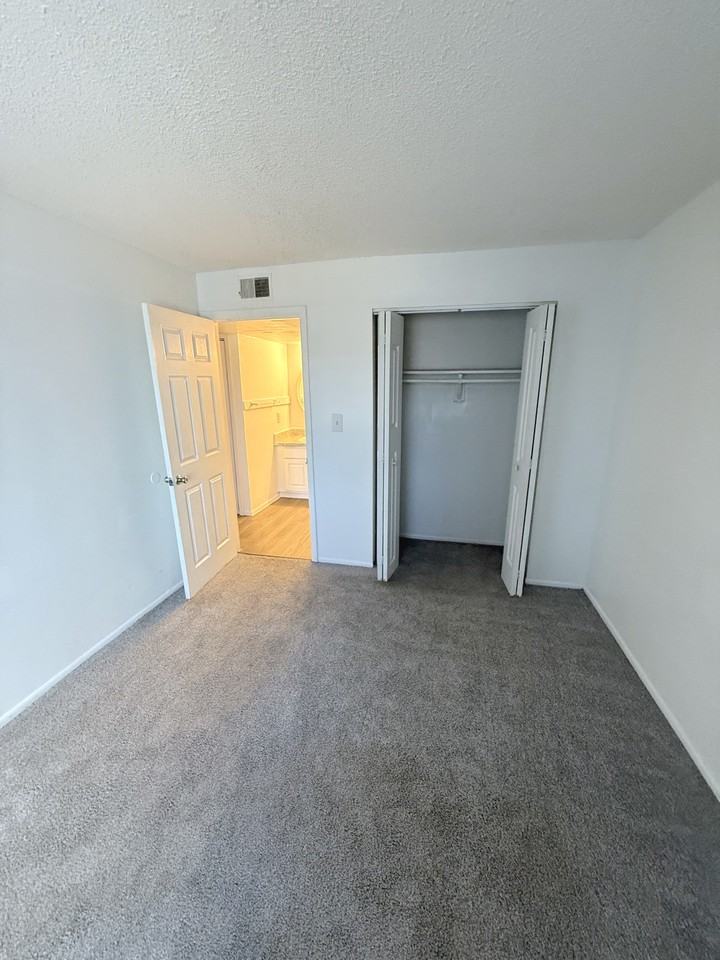 2527 N Alafaya Trl #1 - Photo 7 of 12