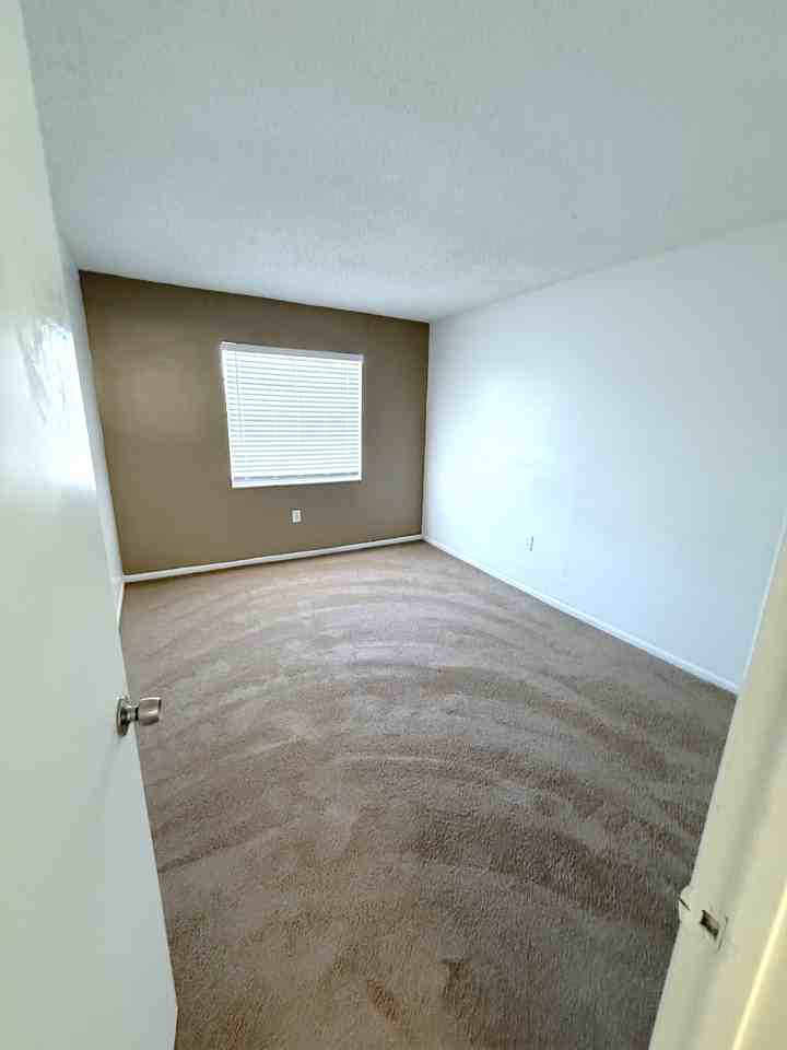 2539 N Alafaya Trl #1 - Photo 7 of 13