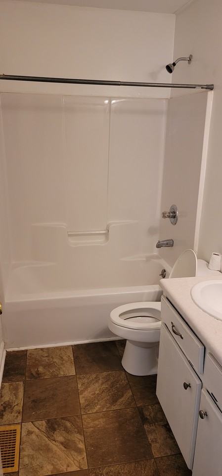 11 Silver Spur Ct #1 - Photo 3 of 19