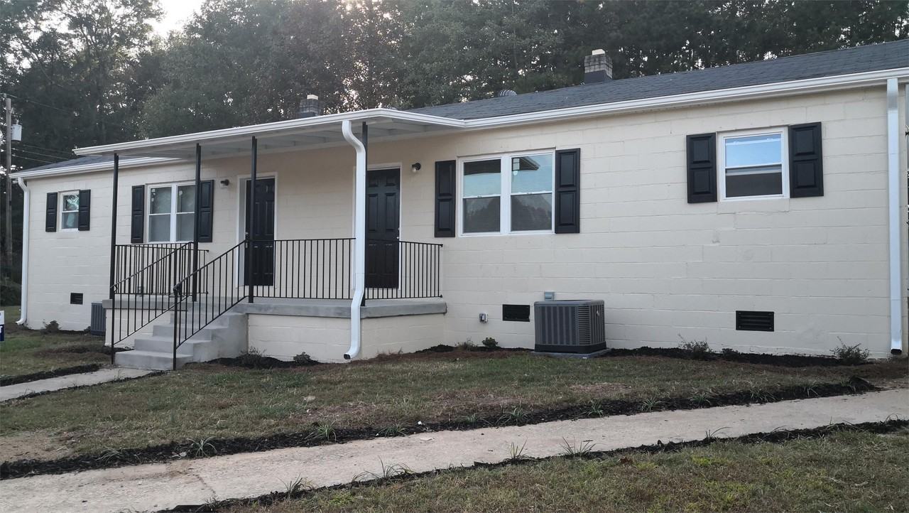 1 Lanford Dr #1 - Photo 2 of 20