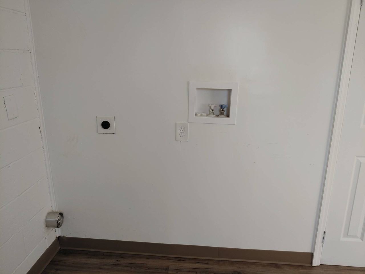 9 Lanford Dr #9 - Photo 5 of 27