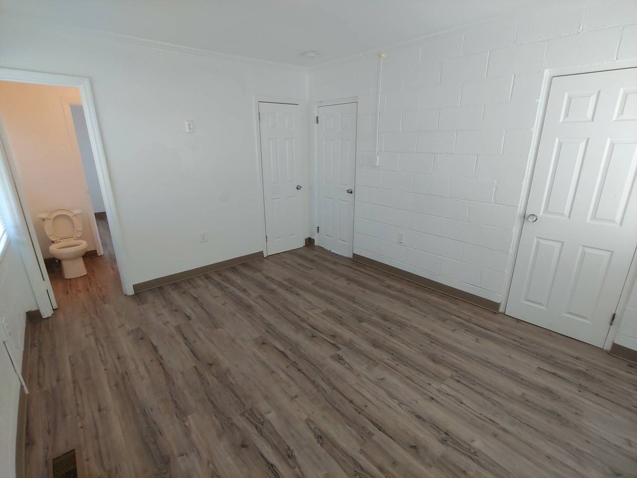 9 Lanford Dr #9 - Photo 7 of 27