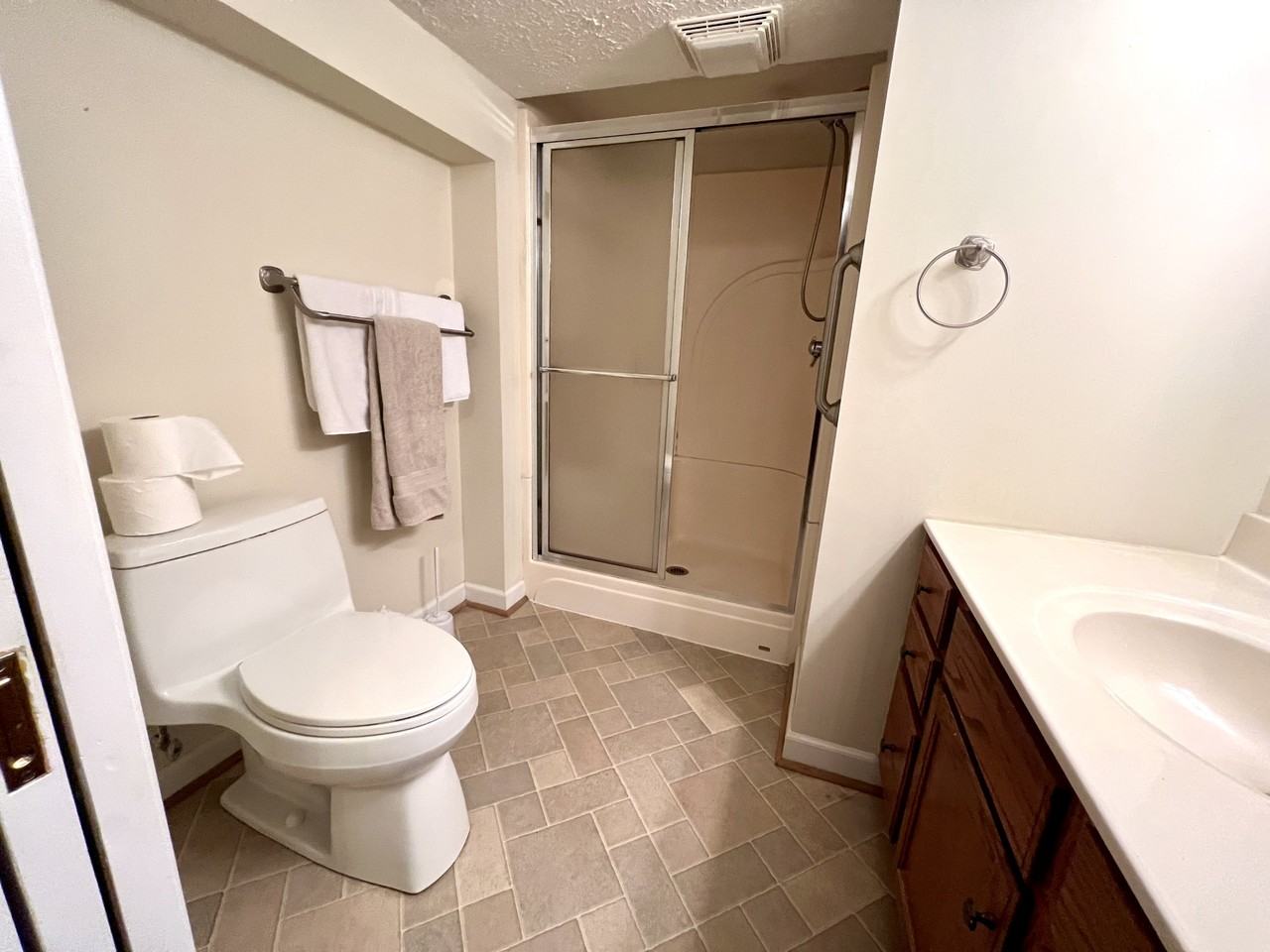 1200 Sarah Lynch Pl - Photo 5 of 27