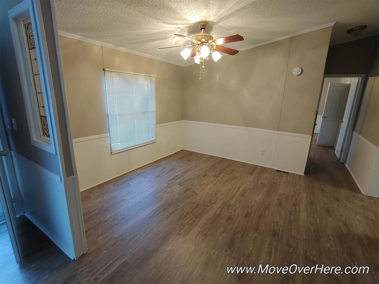 402 Country Walk Ln #1 - Photo 4 of 21