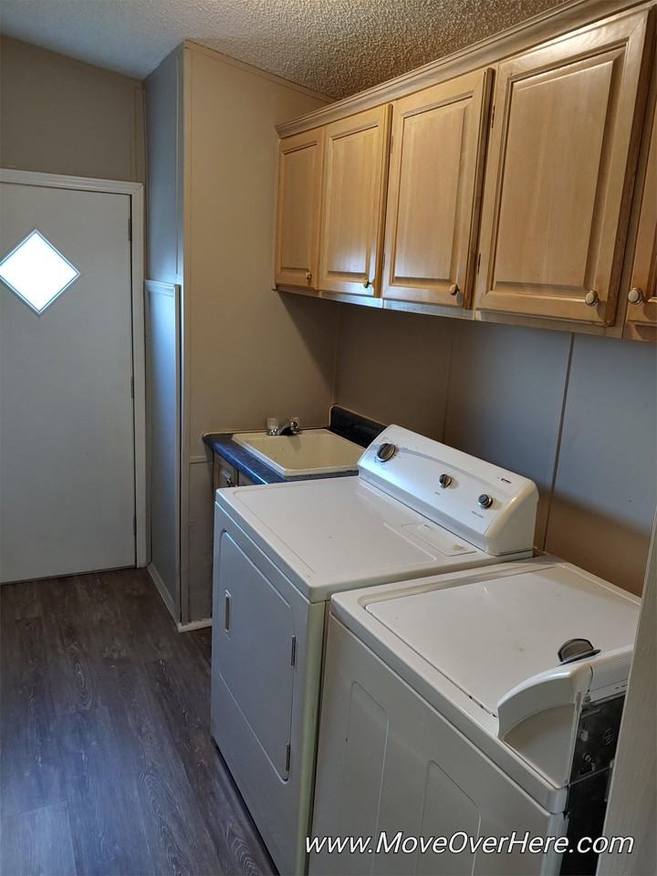 402 Country Walk Ln #1 - Photo 6 of 21